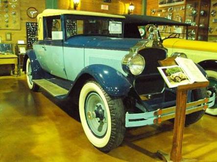 1928 Packard Model 5-26 Convertible Coupe 01